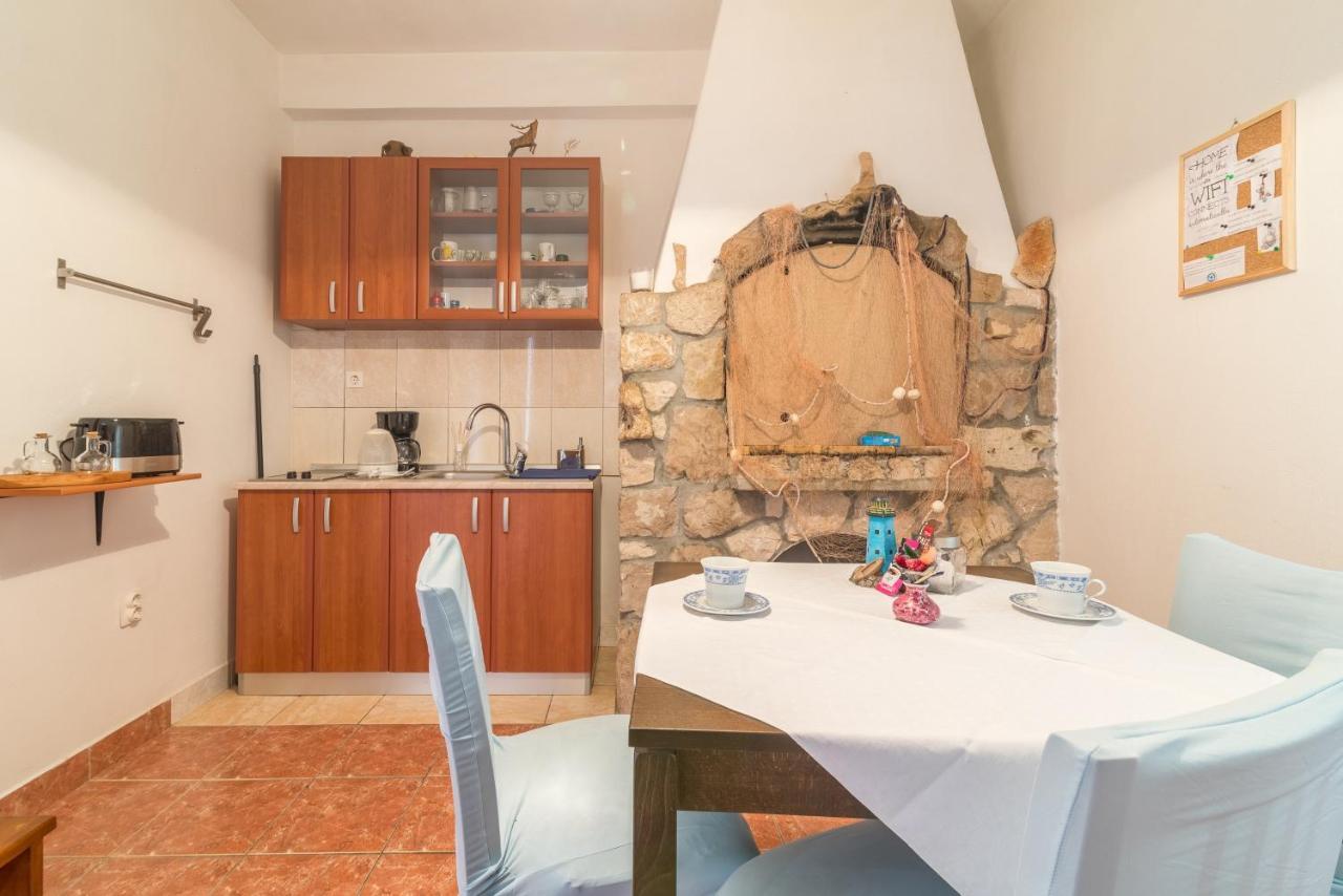 Apartments Bepina 비오그라드나모루 외부 사진