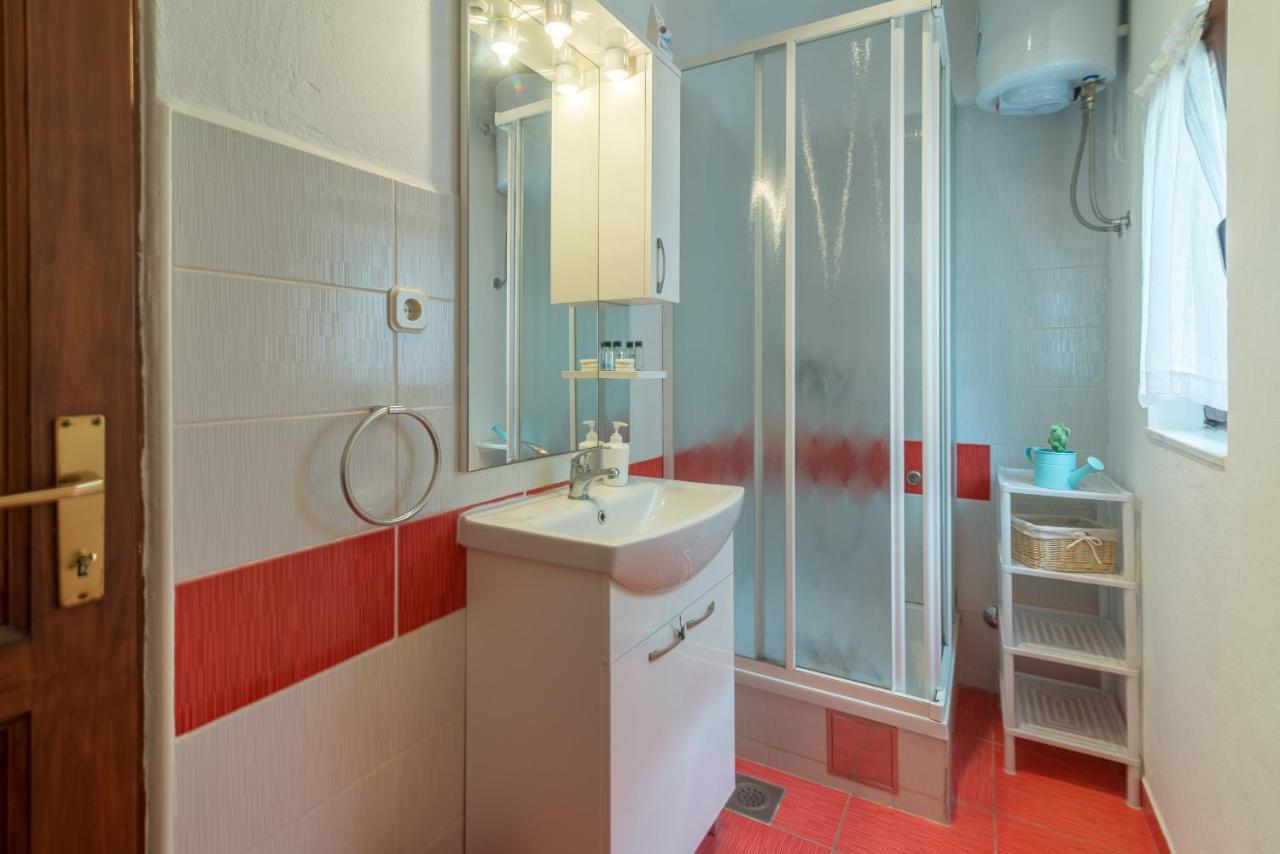 Apartments Bepina 비오그라드나모루 외부 사진
