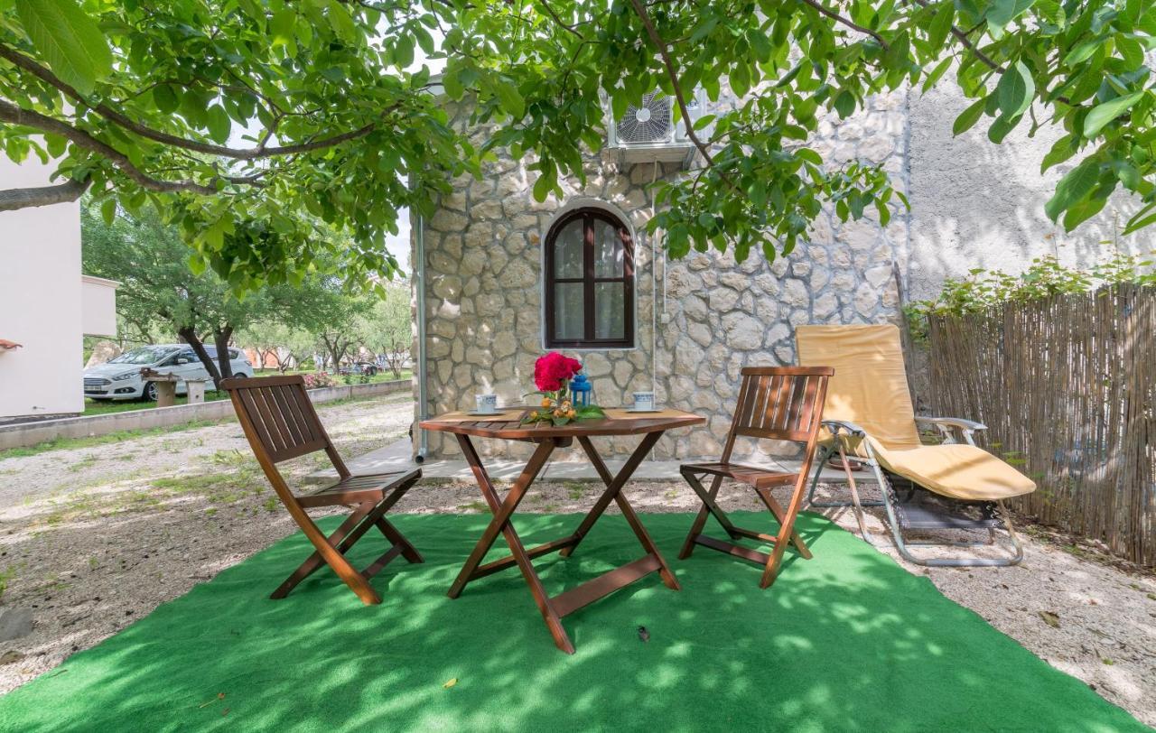 Apartments Bepina 비오그라드나모루 외부 사진