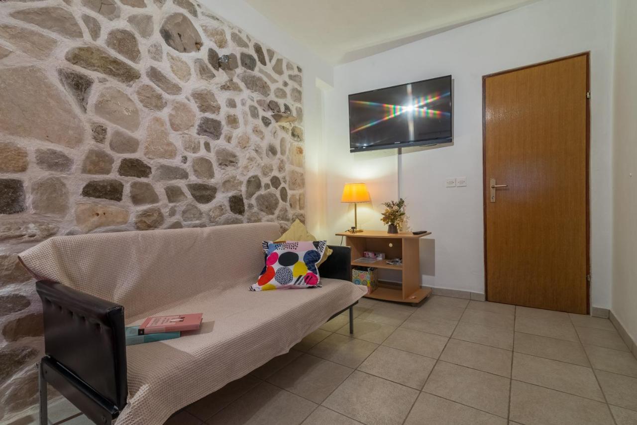 Apartments Bepina 비오그라드나모루 외부 사진