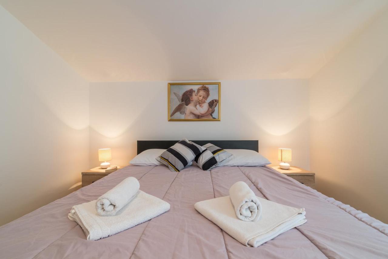 Apartments Bepina 비오그라드나모루 외부 사진