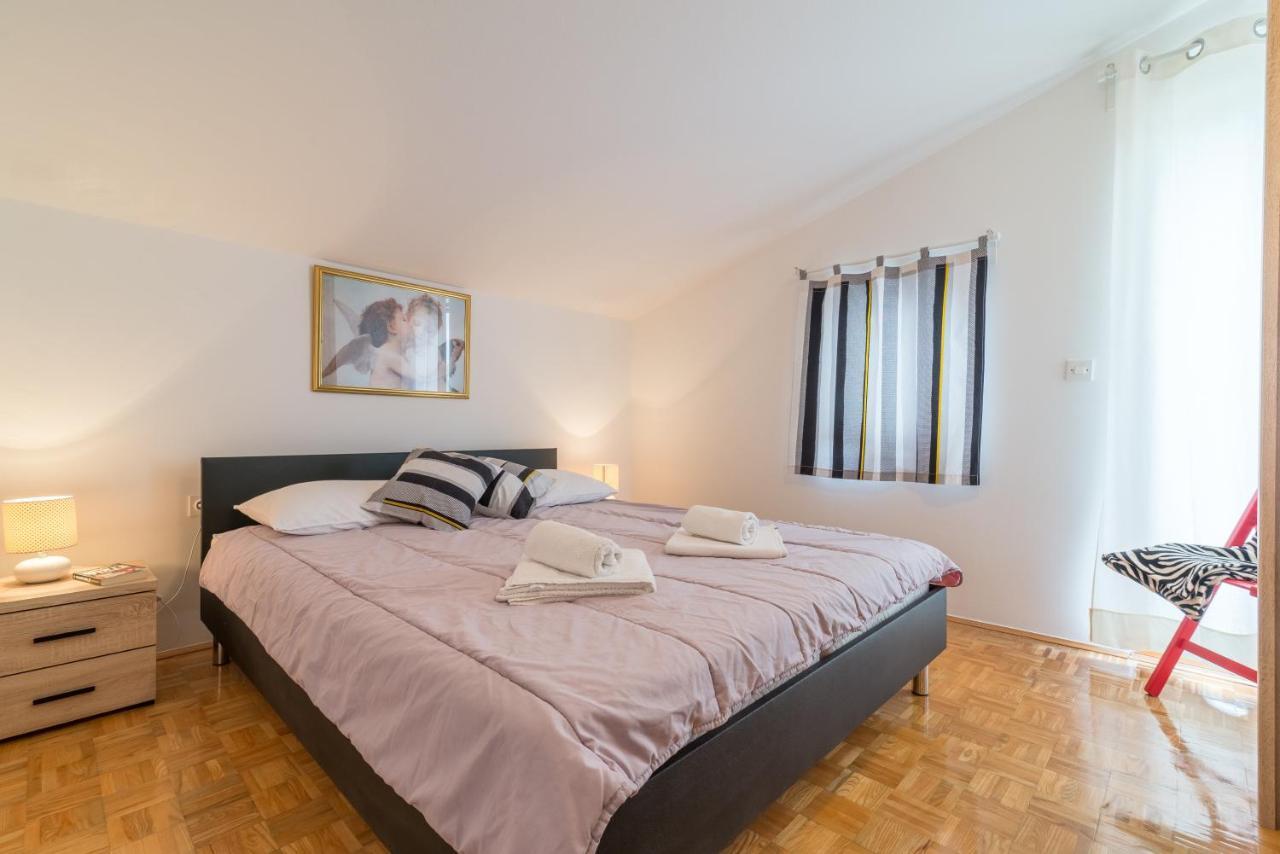 Apartments Bepina 비오그라드나모루 외부 사진