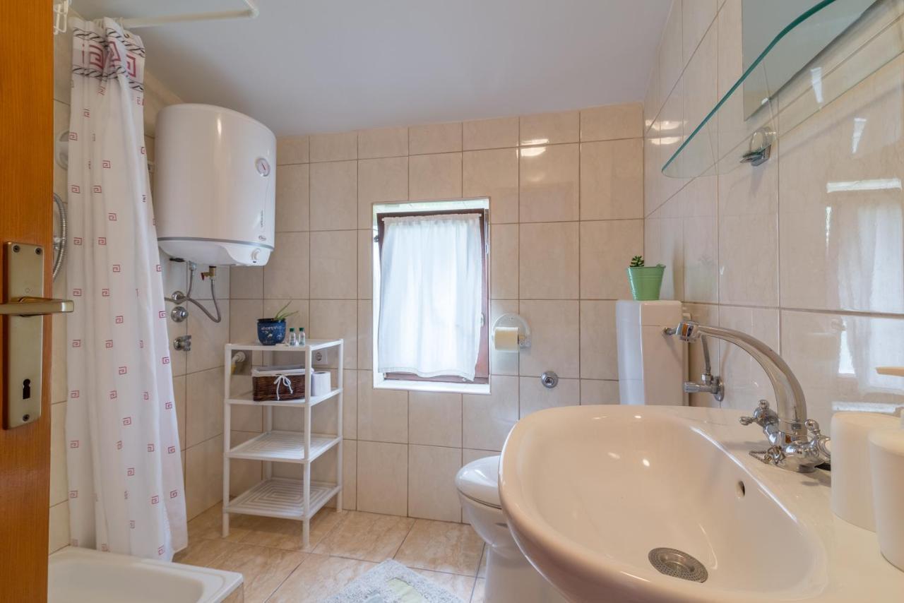 Apartments Bepina 비오그라드나모루 외부 사진